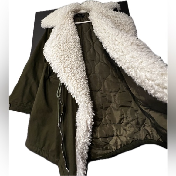 ✨Host Pick✨The DIUDIU Room Oversized Olive Green Sherpa Coat Size Small - Picture 13 of 14
